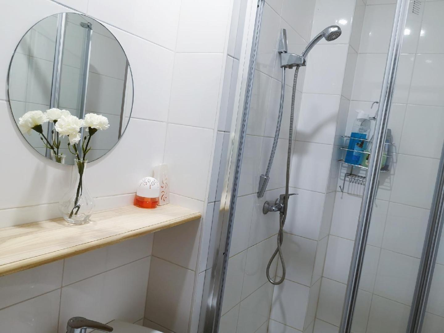 A Private Room For Backpacker Share Bathroom Brüssel Exterior foto